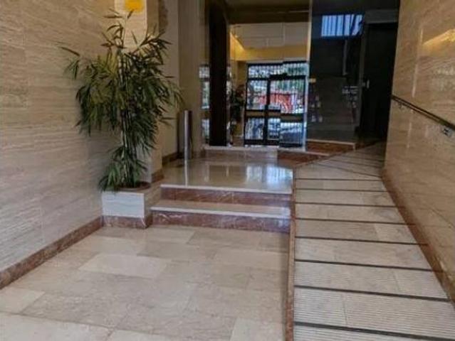 Ático en venta en Los Remedios, Sevilla