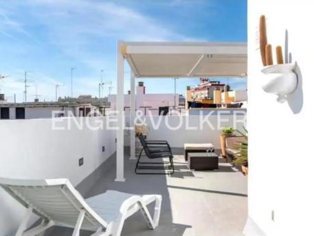 Ático en venta en Triana, Sevilla