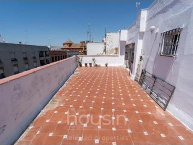 Ático en venta en Triana, Sevilla