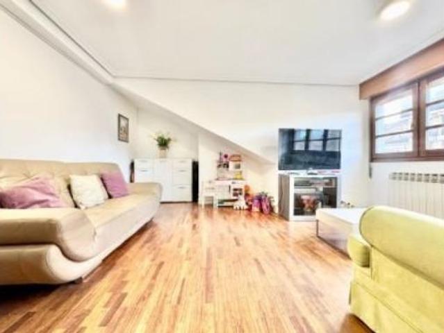Ático en venta en Lovaina, Gasteizko kuadrilla
