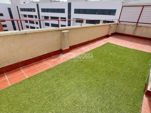 Ático en alquiler en Alcalá De Henares, Madrid