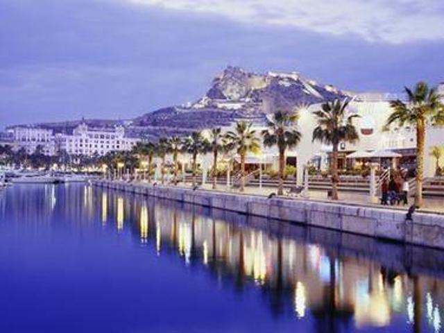 Ático en alquiler en Alicante