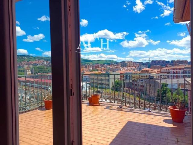 Ático en alquiler en Bilbao, Guipúzcoa