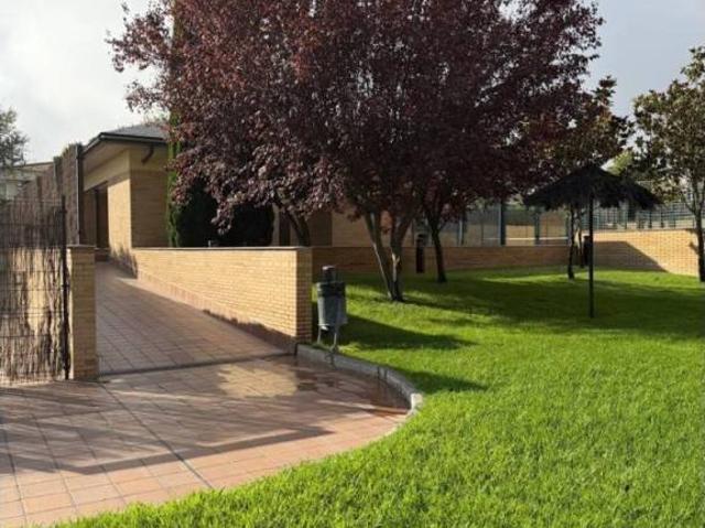 Ático en alquiler en Boadilla del Monte, Comunidad de Madrid