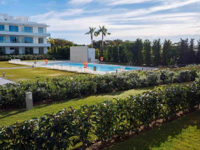 Ático en alquiler en Bel-Air, Costa del Sol Occidental