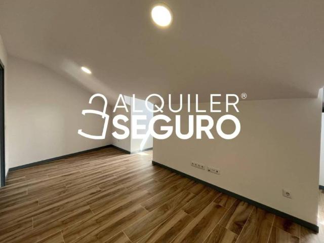 Ático en alquiler en Fuenlabrada, Madrid