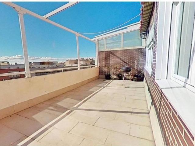 Ático en alquiler en Madrid