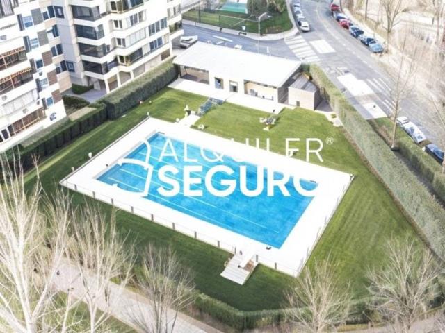 Ático en alquiler en Medina-sidonia, Madrid