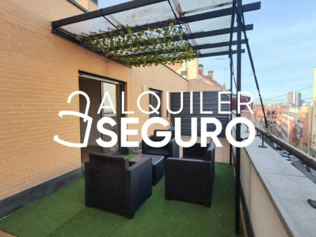 Ático en alquiler en Medina-sidonia, Madrid