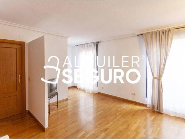 Ático en alquiler en Medina-sidonia, Madrid