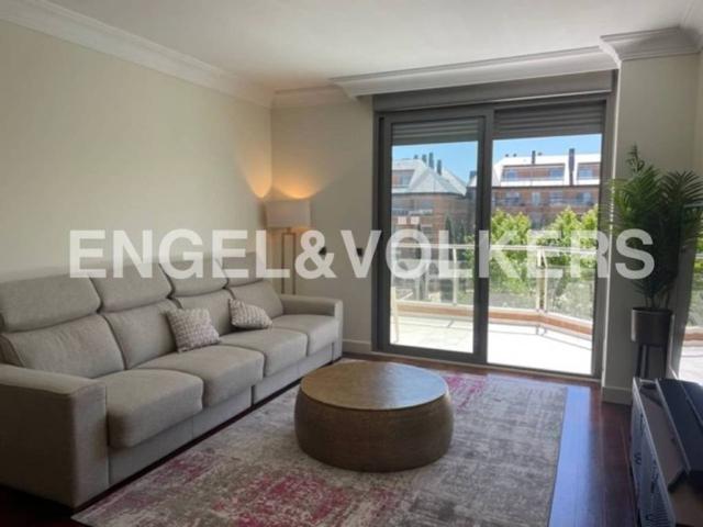 Ático en alquiler en Majadahonda, Madrid