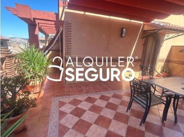 Ático en alquiler en Comarca de la Vega de Granada, Andalucía