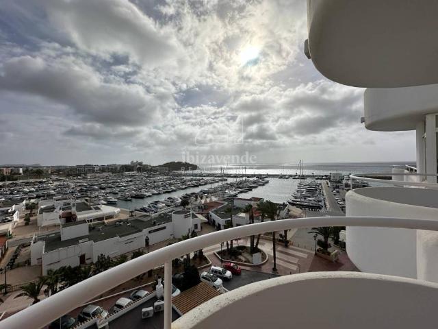 Ático en alquiler en Santa Eulalia Del Río