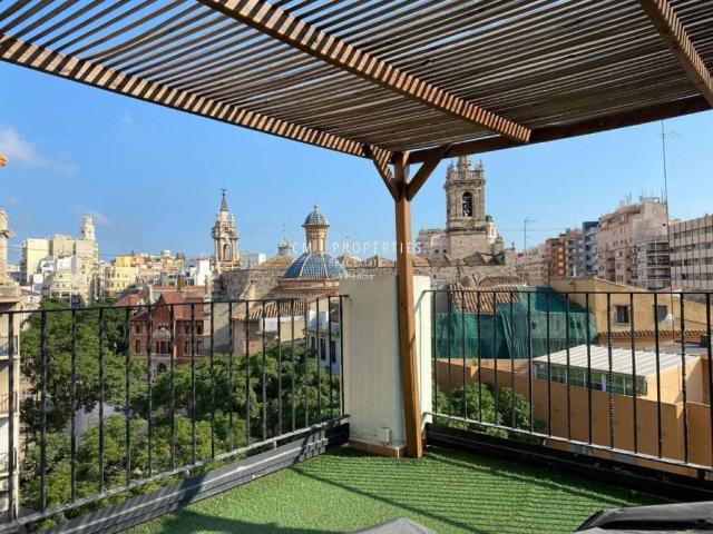 Ático en alquiler en Valencia