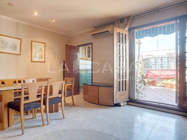 Ático en venta en Sants-Montjuïc, Barcelonès