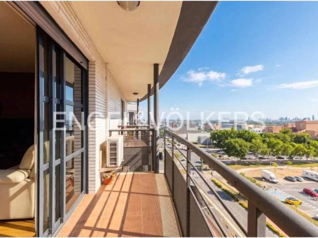 Ático en venta en la Plana Alta, Valencia