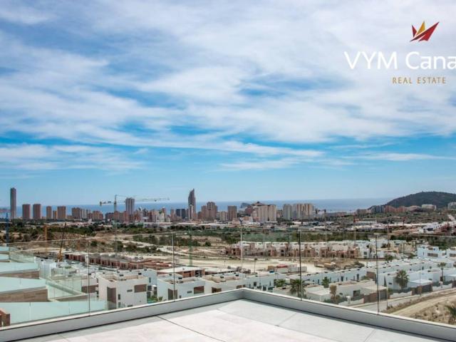 Ático en venta en Finestrat, Valencia