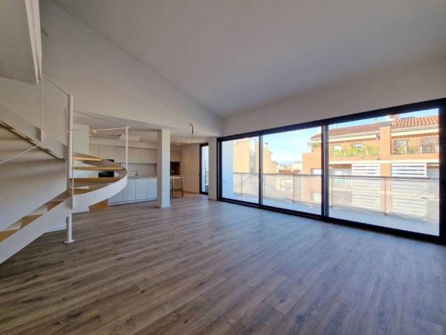 Ático en venta en Girona, la Devesa