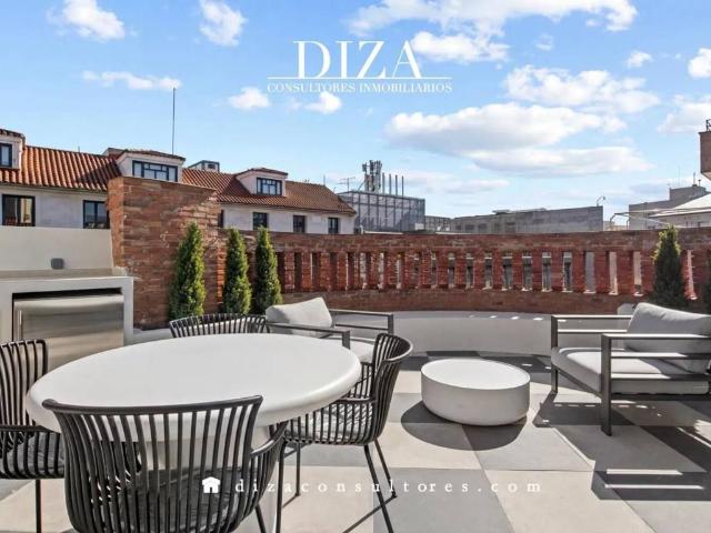 Ático en venta en Centro, Madrid