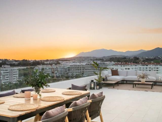 Ático en venta en Marbella, Málaga