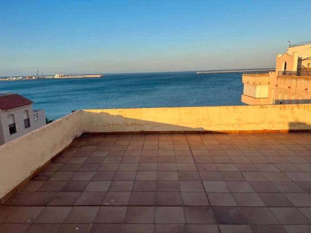 Ático en venta en Melilla