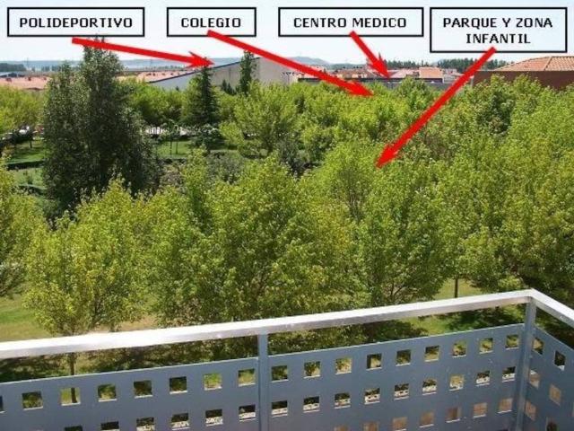 Ático en venta en Santovenia De Pisuerga, Castilla y León