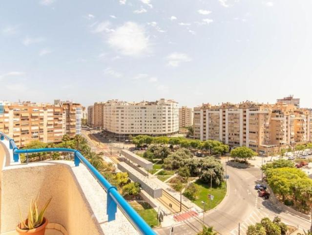 Ático en alquiler en Alicante, Entreplatges