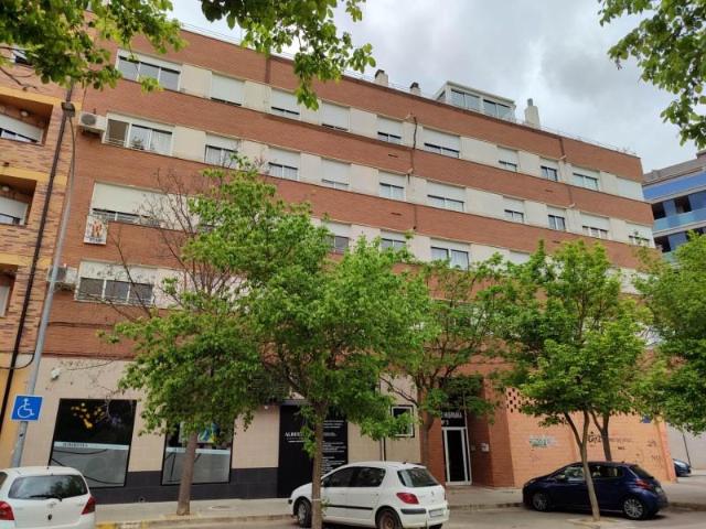 Ático en alquiler en Almansa