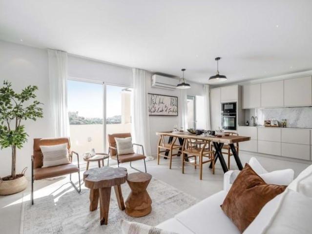 Ático en alquiler en Benahavís, Málaga