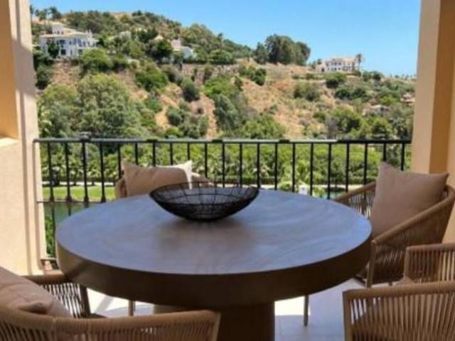 Ático en alquiler en Artola, Benahavís