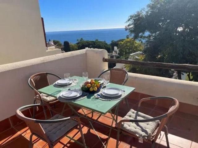Ático en alquiler en Bahía de Casares, Costa del Sol Occidental