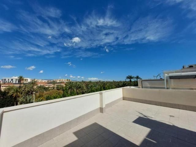 Ático en alquiler en Elche, Valencia