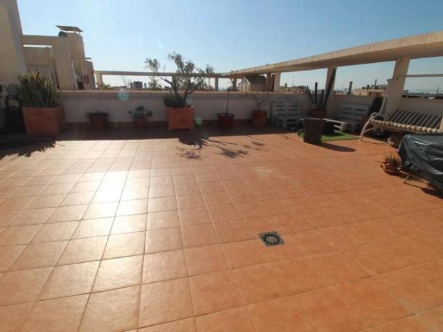 Ático en alquiler en Elche, Valencia