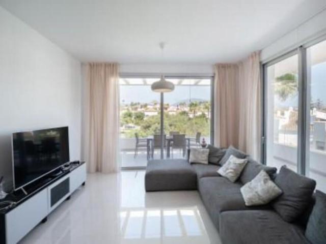 Ático en alquiler en Bel-Air, Estepona