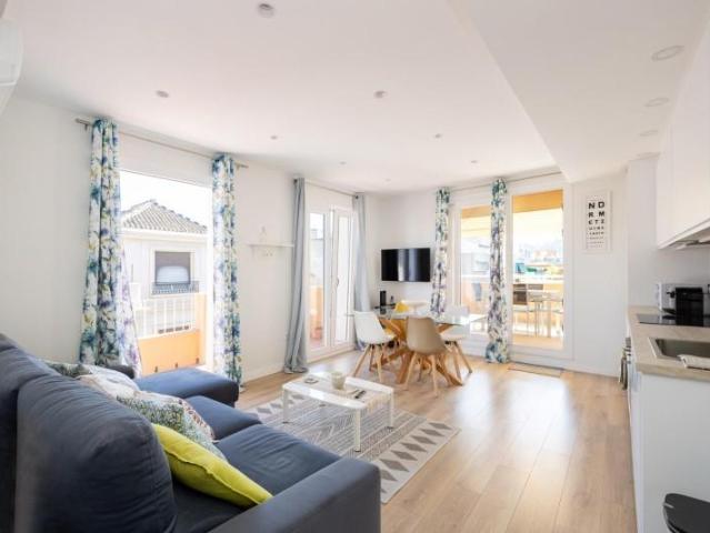 Ático en alquiler en Plaza Toros - Doctores - San Lázaro, Granada