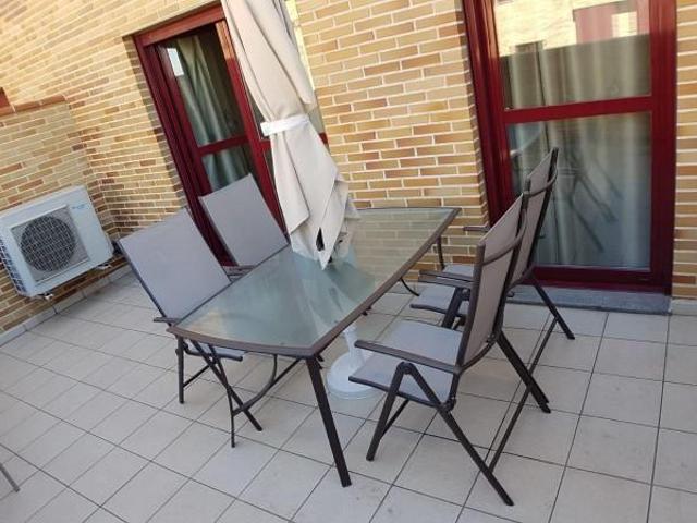 Ático en alquiler en Villa de Vallecas, Madrid