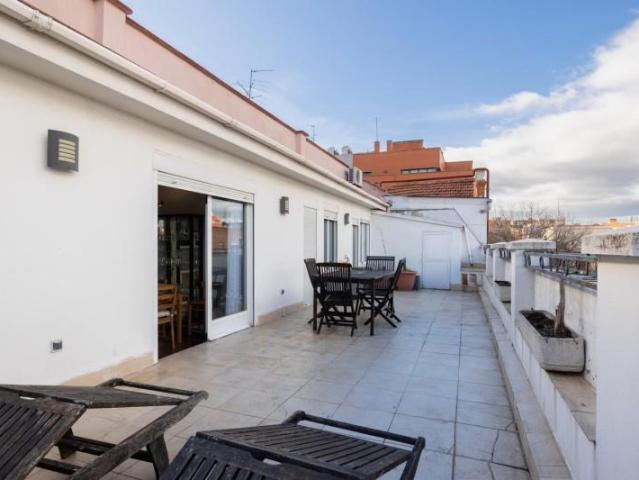 Ático en alquiler en Latina, Medina-sidonia