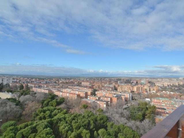 Ático en alquiler en Moncloa-Aravaca, Medina-sidonia