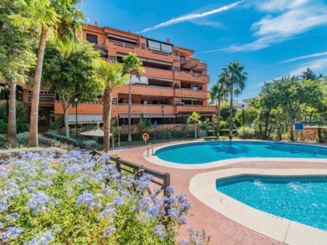 Ático en alquiler en Marbella, La Hacienda de Nagueles I