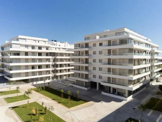 Ático en alquiler en Marbella, Nueva Andalucía