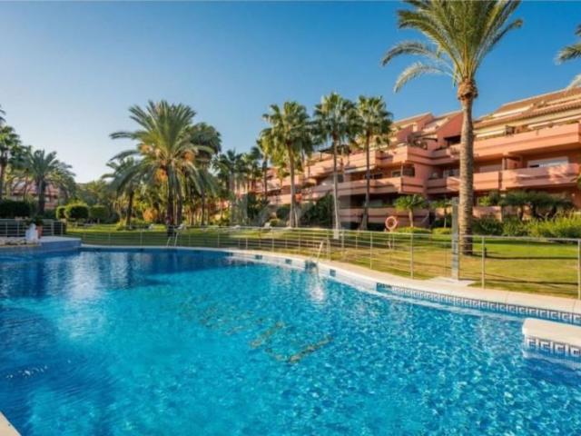 Ático en alquiler en Marbella