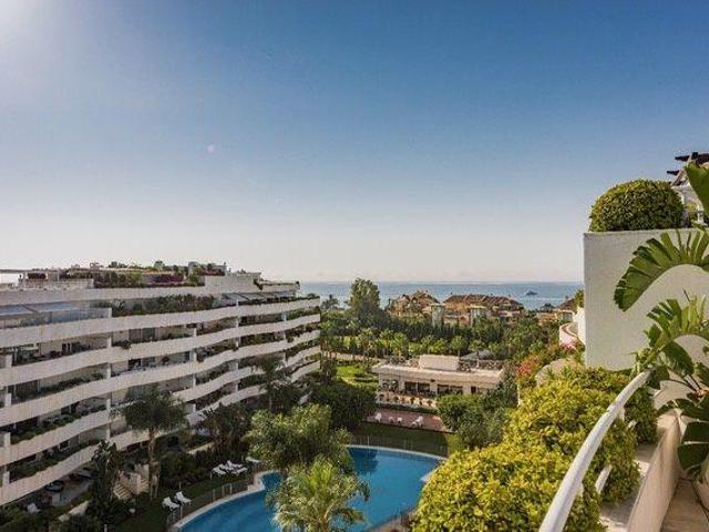 Ático en alquiler en Marbella