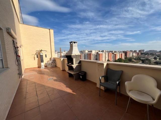 Ático en alquiler en Paterna, Lloma Llarga