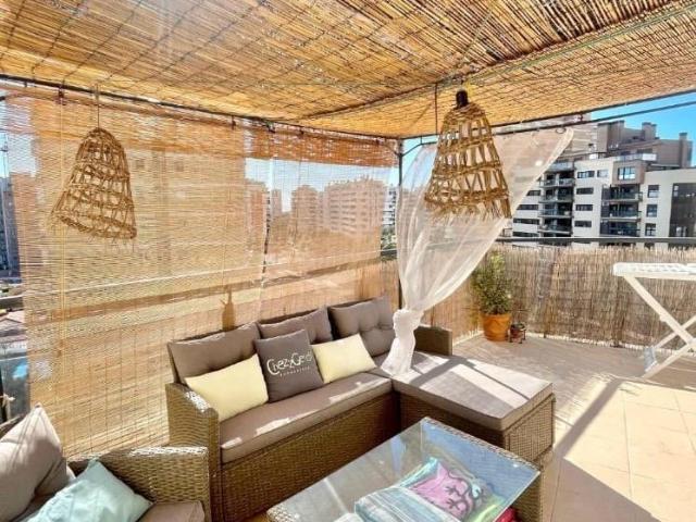 Ático en alquiler en Alicante, Valencia