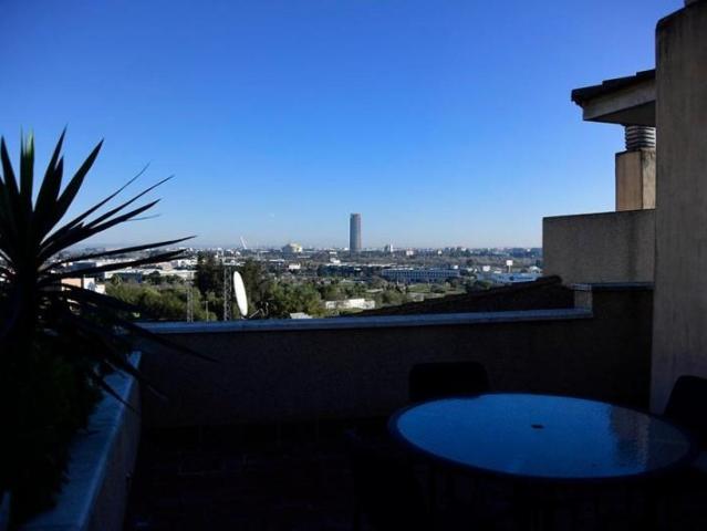 Ático en alquiler en Sport Aljarafe, Tomares