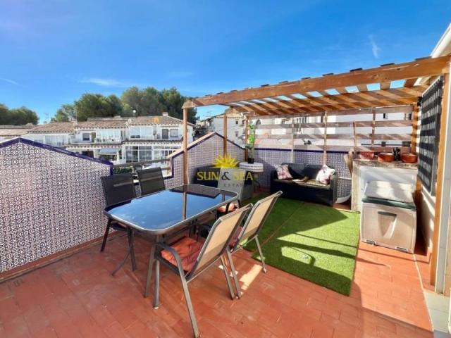 Ático en alquiler en Torrevieja, Valencia