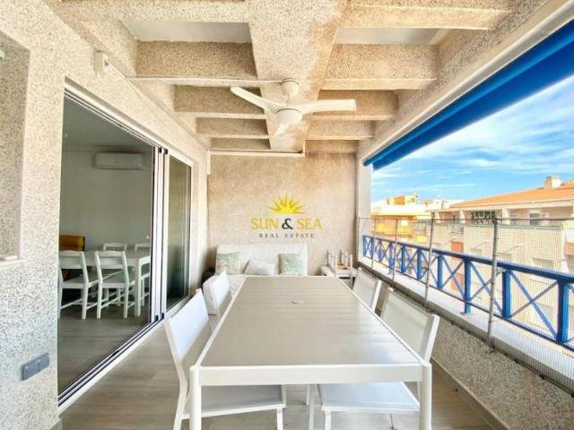Ático en alquiler en Torrevieja, Urbanización Calas Blancas Ático en alquiler en Torrevieja, Urbanización Calas Blancas