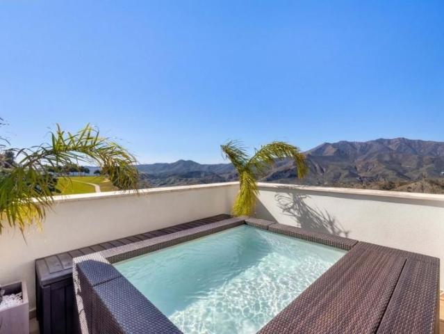 Ático en venta en Valle del Guadalhorce, Andalucía