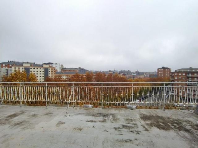 Ático en venta en Ponferrada, Flores del Sil
