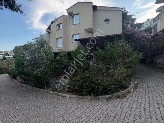 Marmaris içerisinde satılık Villa